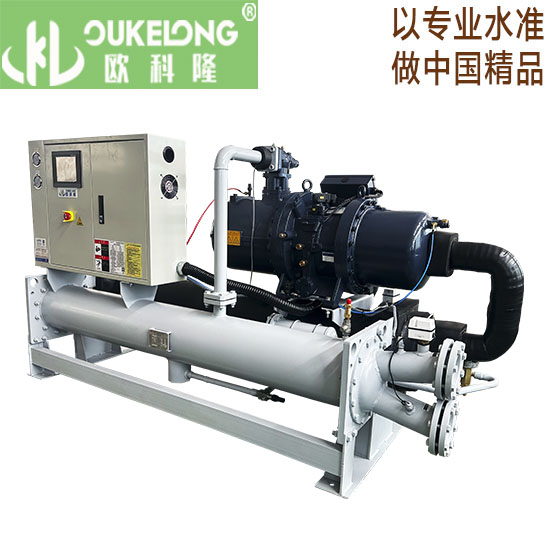 70匹水冷螺桿式冷水機(jī)